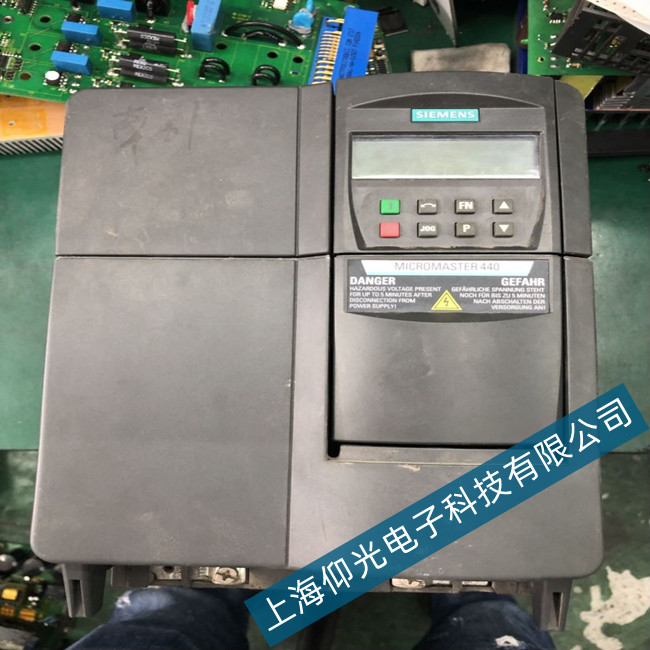 ���T��׃�l��MM4ϵ�г��F(xi��n)��e�󾯡���ԭ�򼰾S��