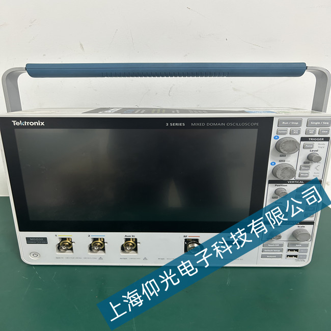 ̩ MDO32 ̖ʾF(xin)ͨϕrЧQ